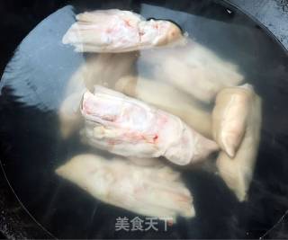 Lucky Pig Hand recipe