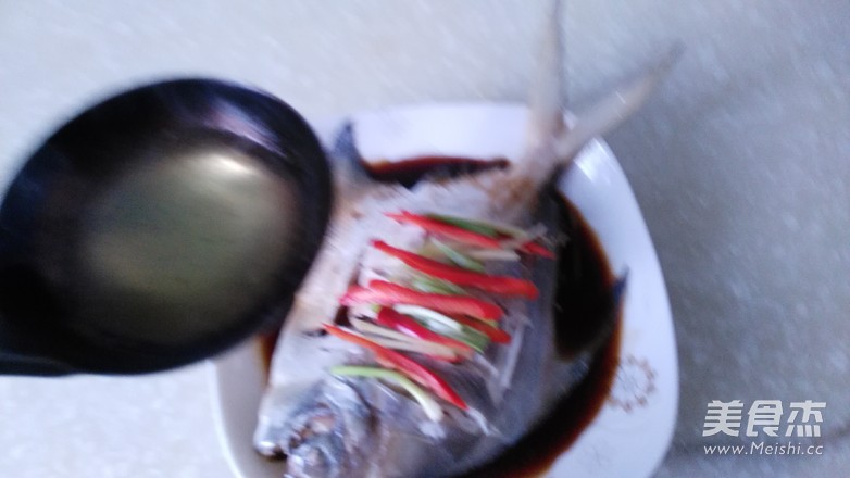 Steamed Pomfret recipe