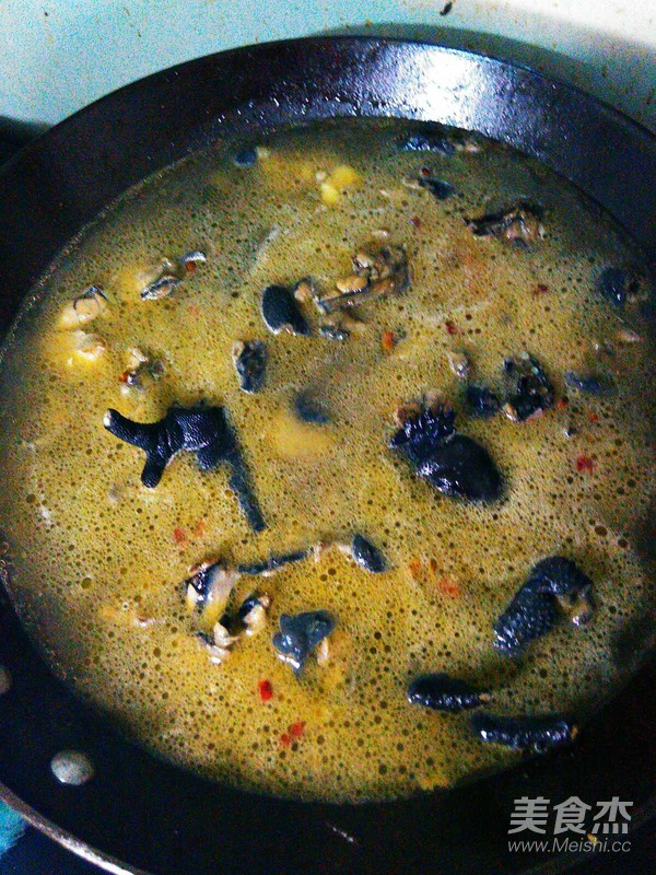 Sichuan Black Chicken Soup recipe