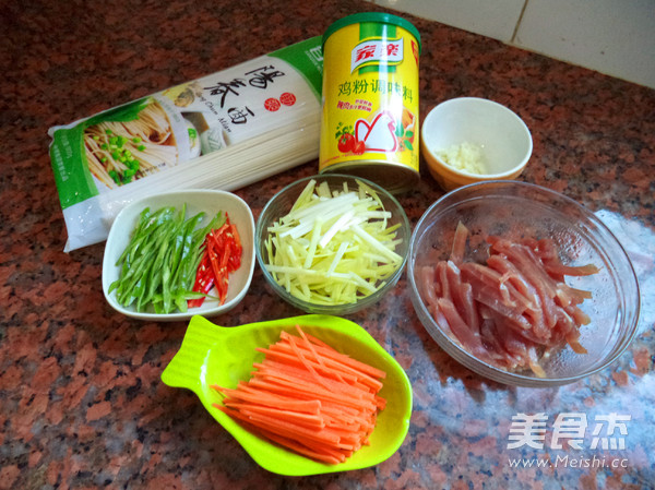 Cantonese Fried Noodles with Soy Sauce recipe