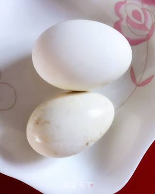 Goose Eggs Mixed with Shallots recipe