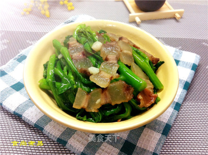 Stir-fried Mustard Heart with Bacon recipe