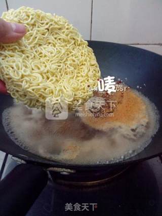 Cook Instant Noodles recipe