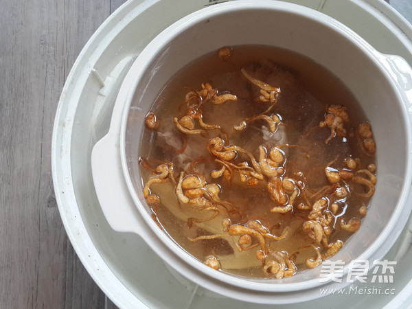 Stewed Pork Bone with Cordyceps Flower and Yam recipe