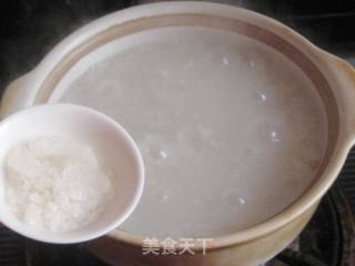 Glutinous Rice Porridge with Winter Plum Blossom and Rock Sugar recipe