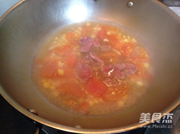 Tomato Noodles with Sliced Pork recipe