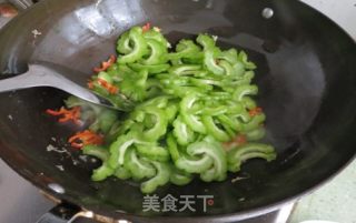 Bitter Gourd Scrambled Eggs recipe