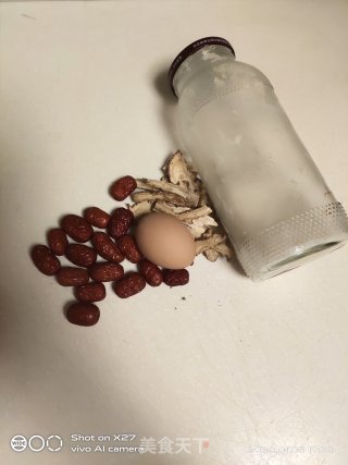 Angelica Red Date and Blood Tonic Soup recipe