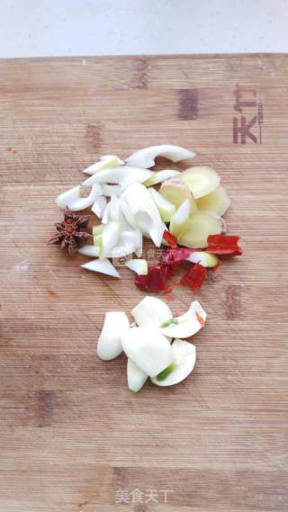 Braised Sea Black Fish with Radish recipe