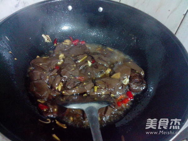 Stir-fried Pork Blood with Leeks recipe