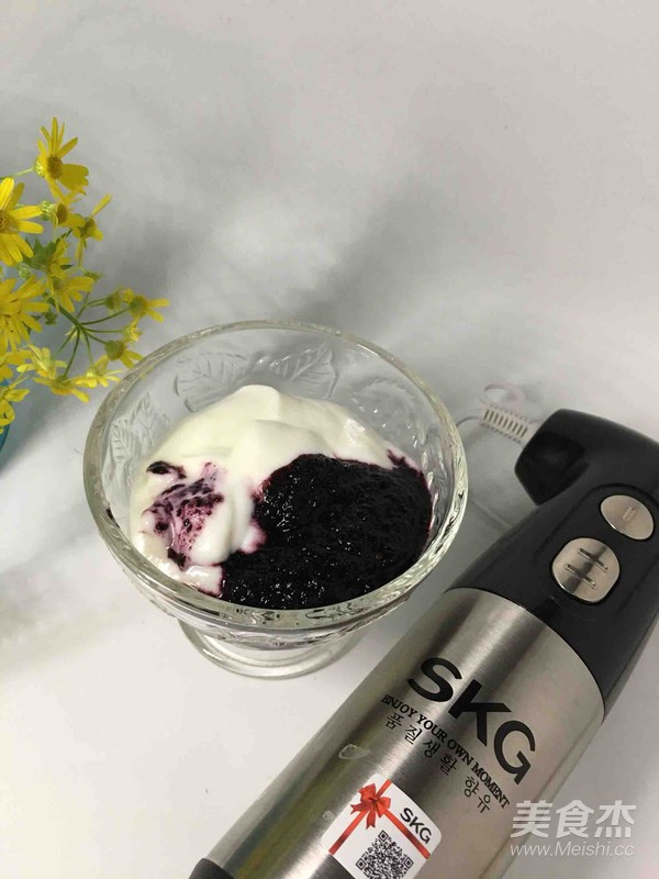 Mulberry Yogurt recipe