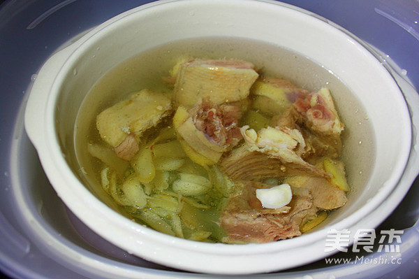 Stewed Duck with Polygonatum and Lily recipe