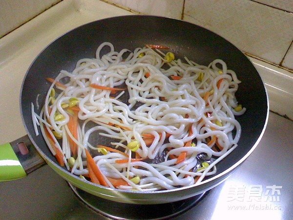 Egg Shredded Udon Noodles recipe