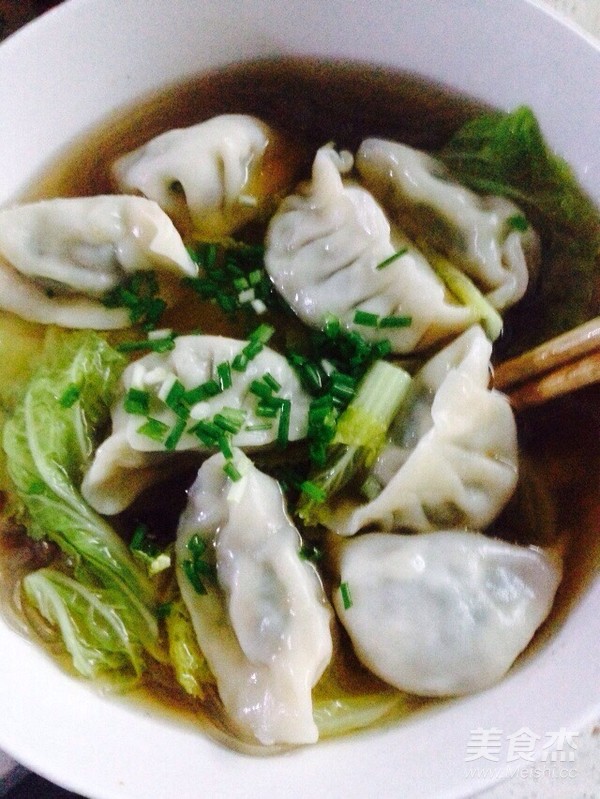 Boiled Dumplings with Cabbage Vermicelli recipe