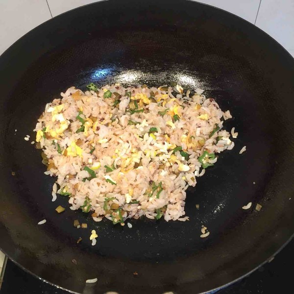 Fried Rice with Pickled Cucumber and Okra Egg recipe