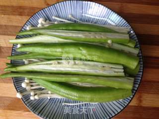 Steamed Okra Enoki Mushroom recipe