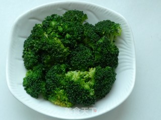 [broccoli in Oyster Sauce] Love to Tune Happiness recipe