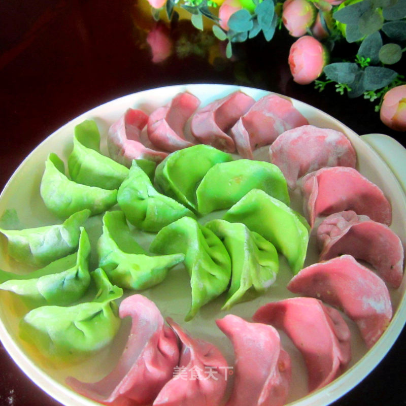 Vegetable Meat Dumplings---------vegetables are Indispensable Food for People Every Day recipe