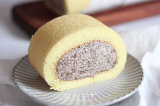 Oreo Salty Cream Cake Roll recipe