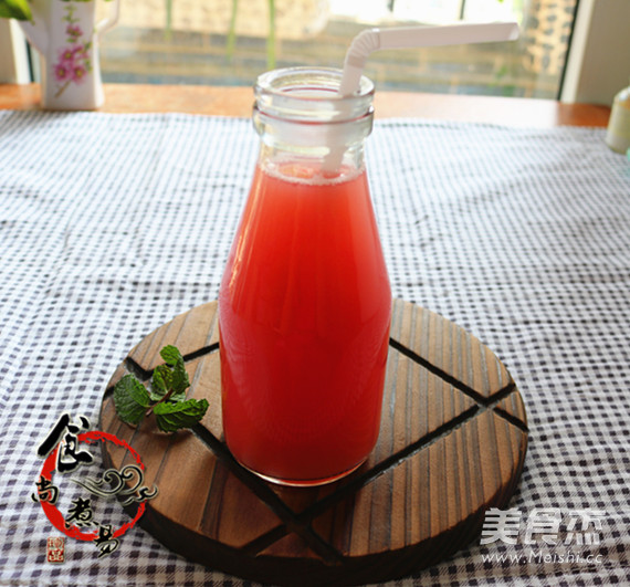 Freshly Squeezed Red Grapefruit Juice recipe