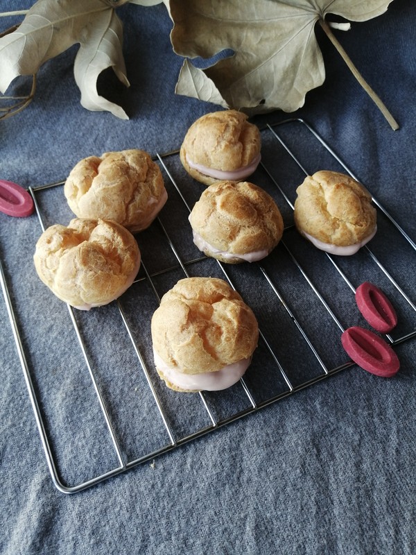 Strawberry Chocolate Puffs recipe