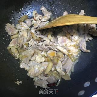 Fried Pork with Sweet Potato Chips recipe