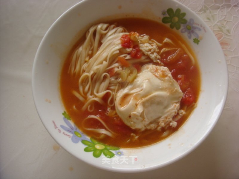 Tomato Soy Pot Noodles recipe