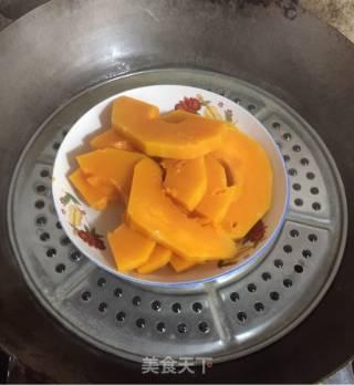 Pumpkin Glutinous Rice Sesame Dumpling recipe