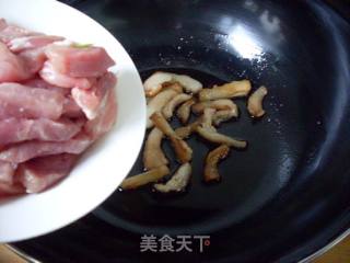 Stir-fried Pork with Garlic recipe