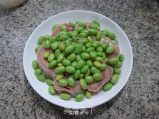 Steamed Chicken Drumsticks with Edamame recipe