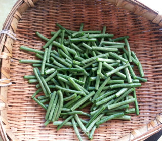 Sour and Spicy Cold Beans recipe