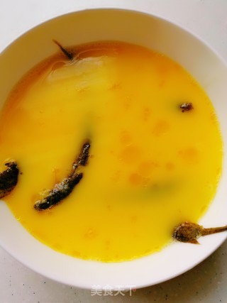 Loach Steamed Egg recipe