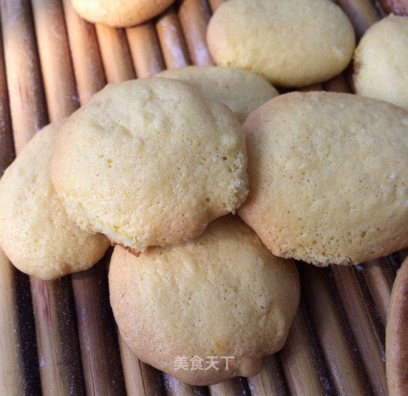 Egg Yolk Biscuits recipe