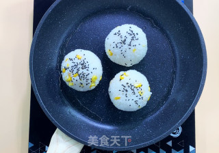 Salted Egg Yolk Fried Rice Balls with Pork Floss recipe