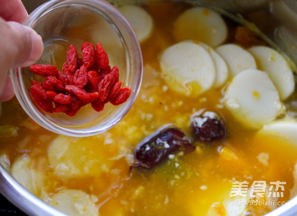 Pumpkin, Red Dates, Rice Wine and Rice Cake Soup recipe