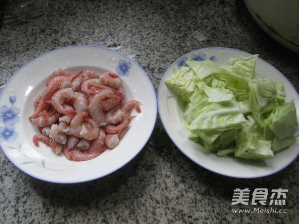 Stir-fried Sea Prawns with Cabbage recipe