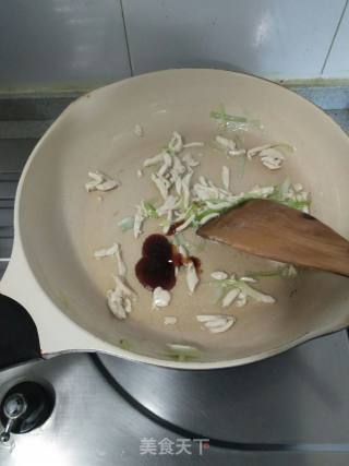 Fried Enoki Mushrooms with Snow Peas recipe