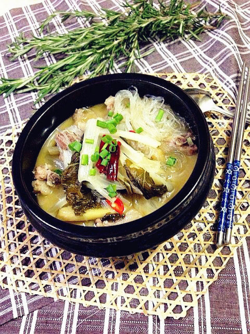 Stewed Pork Ribs with Sauerkraut recipe