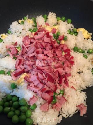 Fried Rice with Pea Barbecued Pork recipe