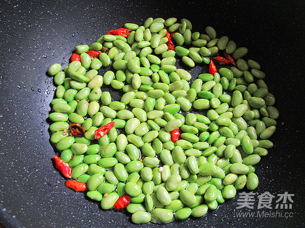 Stir-fried Edamame with Seafood, Mushroom and Oyster Sauce recipe