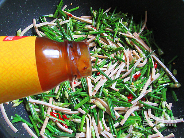 Leek Moss Stir-fried Fragrant and Dried recipe