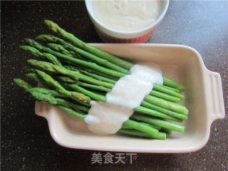 Asparagus with Creamy Sauce recipe