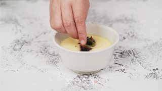 Sea Cucumber Steamed Egg recipe