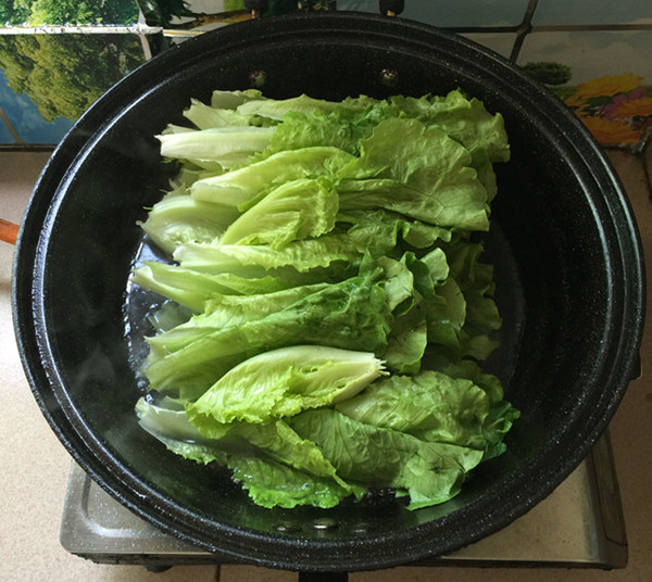 Lettuce with Garlic Oyster Sauce recipe