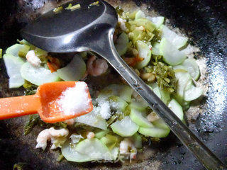 Double Fresh Pickled Cabbage Stir-fried Night Blossom recipe