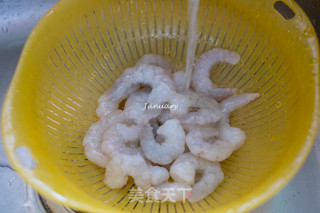 【shanghai】fried Shrimp Skewers with Herbs recipe