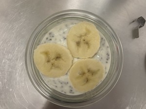 Low Calorie Super Reduction Wine Stuffed Frozen Banana Oatmeal Tiramisu recipe