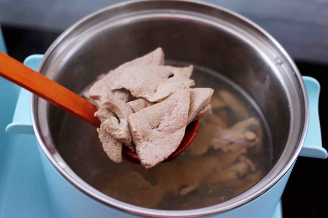 Spinach and Pork Liver Soup recipe