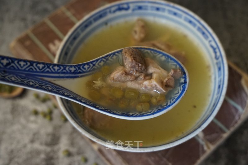 Tangerine Peel Mung Bean Pigeon Soup recipe