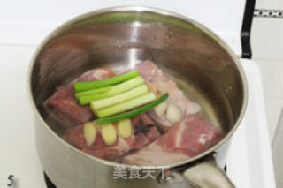 Sichuan-style Mei Cai Kou Po-salted White Braised recipe